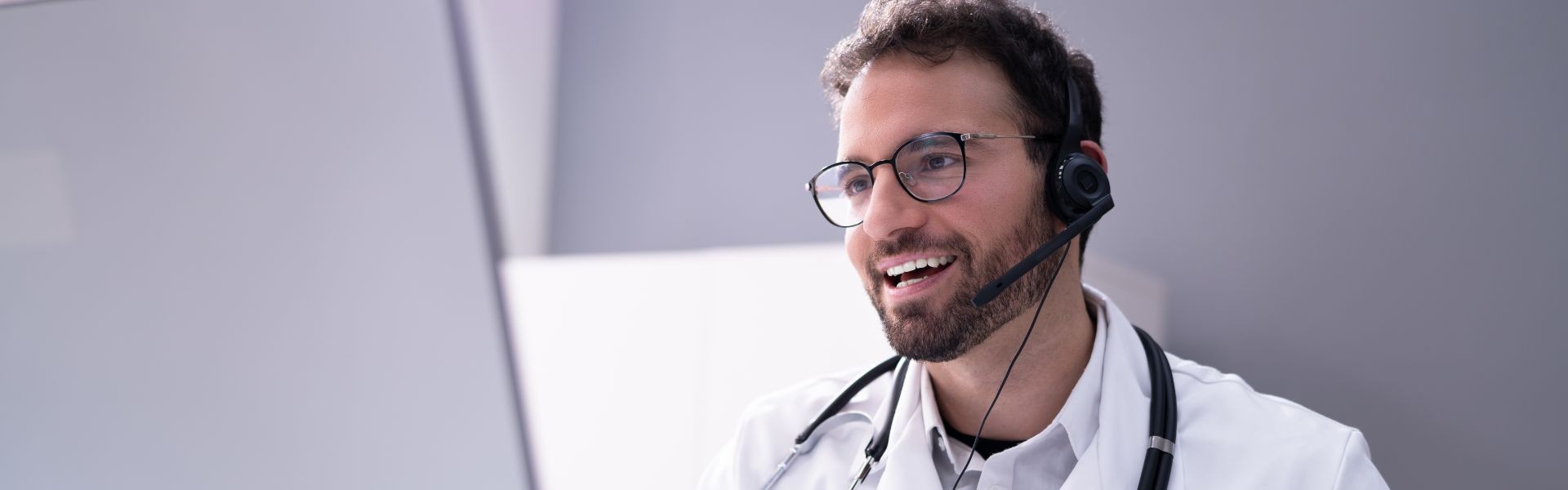 CONTACTA CON NOSOTROS